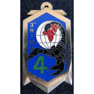 3° RIMA : insigne métallique de la 4° compagnie du 3° régiment d'infanterie de marine en RCA de fabrication Delsart