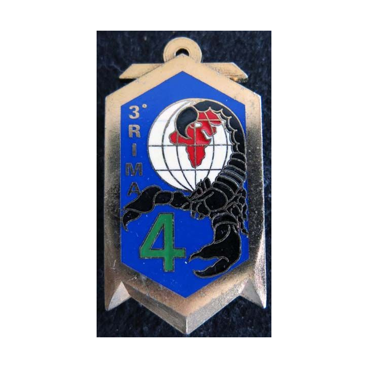 3° RIMA : insigne métallique de la 4° compagnie du 3° régiment d'infanterie de marine en RCA de fabrication Delsart