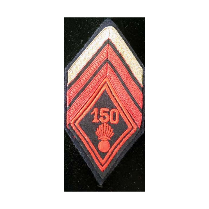 LOSANGE DE BRAS MODÈLE 45 : losange de bras de caporal chef appelé du 150° RI régiment d'infanterie