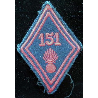 LOSANGE DE BRAS MODÈLE 45 : losange de bras du 151° RI régiment d'infanterie troupe