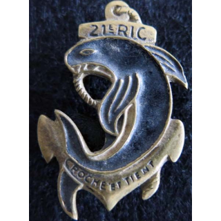 21° RIC : insigne en métal peint du 21° régiment d'infanterie coloniale de fabrication locale Indochine