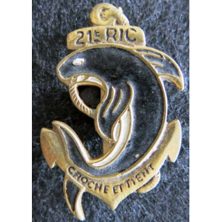 21° RIC : insigne en métal peint du 21° régiment d'infanterie coloniale de fabrication locale Indochine moulage