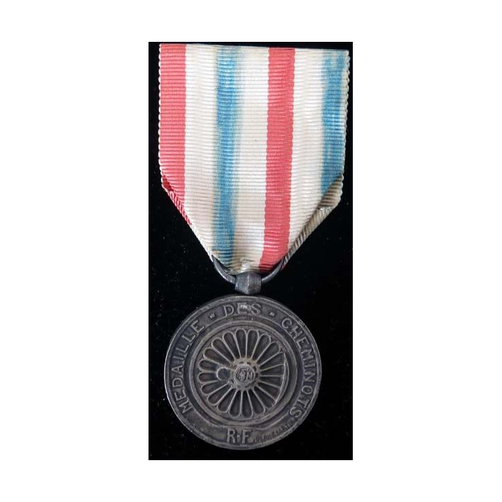 FRANCE : médaille des cheminots de fabrication Ch. Favre Bertin attribuée en 1949 à H. Sibille en bronze argenté