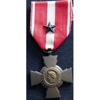 FRANCE : Croix de la valeur militaire en bronze avec citation (étoile de bronze)