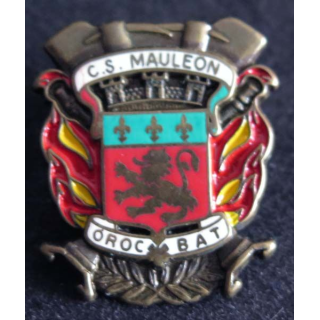 CS MAULEON : pin's du Corps de secours de Mauléon de fabrication AMC Hauteur 2,8 cm