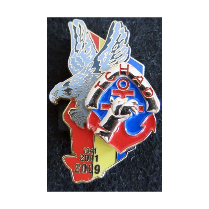 RMT : insigne métallique du régiment de marche du Tchad EPERVIER 1941 2001 2009 fabrication LR Paris