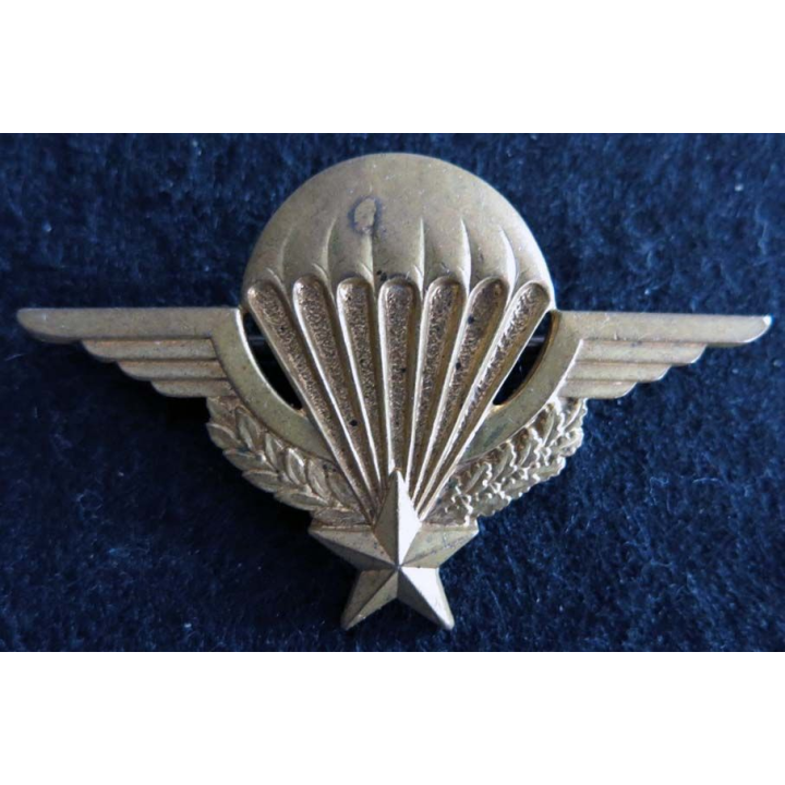 BREVET PARA :  insigne métallique de brevet parachutiste de fabrication Drago Romainville déposé