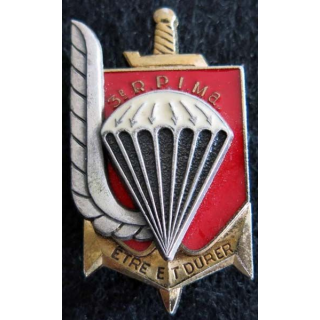 3° RPIMA : insigne métallique du 3° régiment parachutiste d'infanterie de marine de fabrication Delsart G. 445 relief