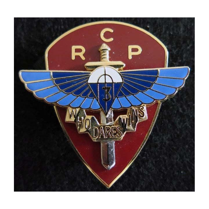 3° RCP : insigne métallique du 3° régiment de chasseurs parachutistes réalisé par Arthus Bertrand pour les Editions Atlas