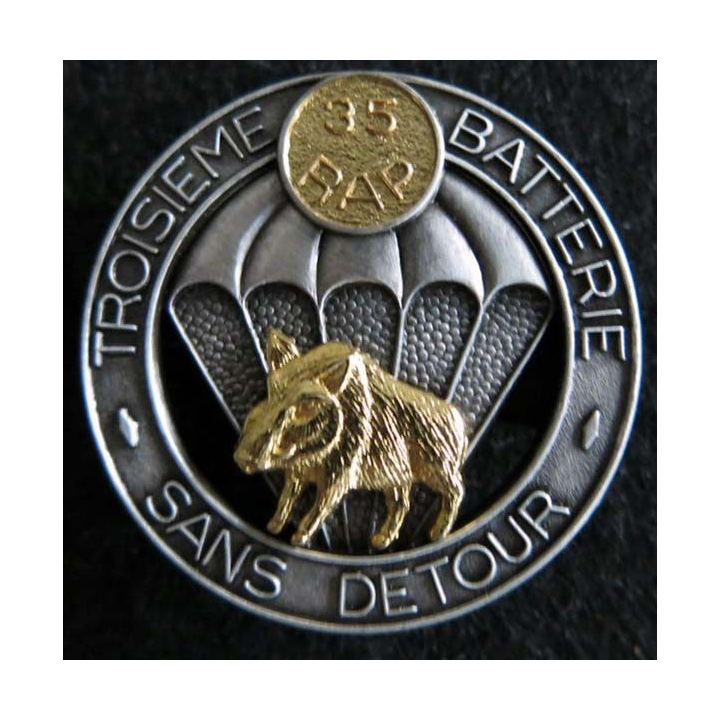 35° RAP : insigne métallique de la 3° batterie du 35° régiment d'artillerie parachutiste de fabrication Boussemart