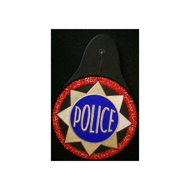 POLICE : PLAQUE DE POLICE EN TISSU SUR CUIR