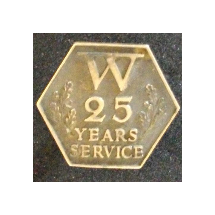 INSIGNE GB W 25 YEARS SERVICE ATTRIBUÉE A H.LEAKE EN ARGENT