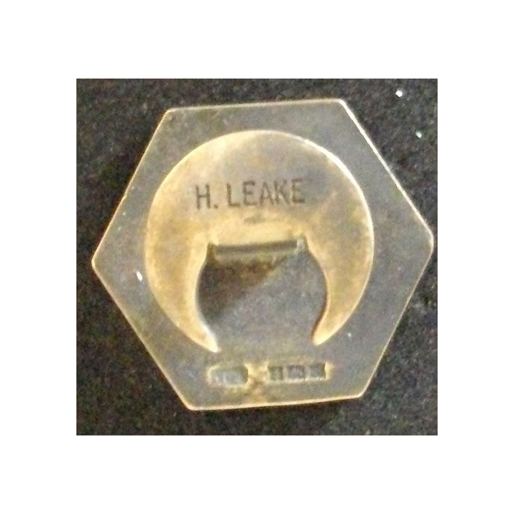INSIGNE GB W 25 YEARS SERVICE ATTRIBUÉE A H.LEAKE EN ARGENT