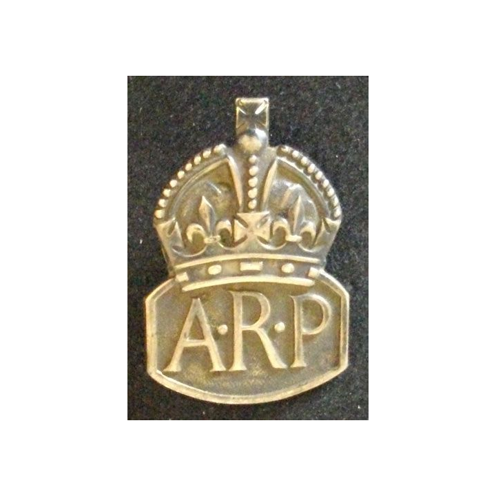 INSIGNE GB DE L'AIR RAID PRECAUTIONS 1936 EN ARGENT