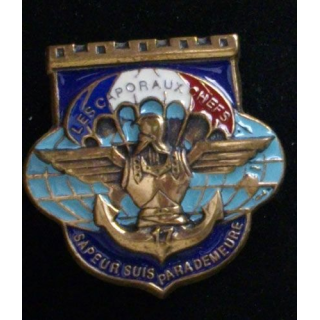 17° RGP CAPORAUX CHEFS : insigne des Caporaux-chefs du 17° régiment du génie parachutiste en bronze massif boléro rond