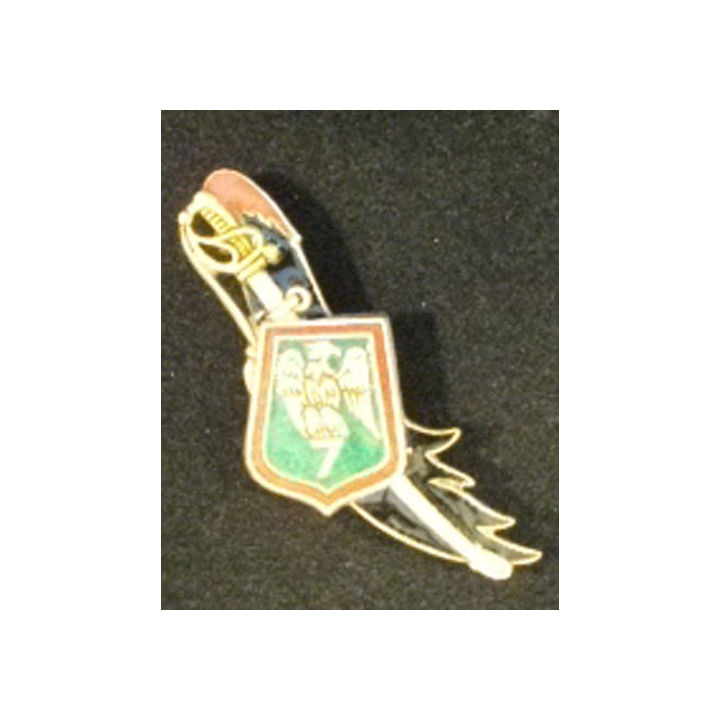 7° RCH : 7° régiment de chasseurs Fabrication Drago G. 2037 aigle à plat émail