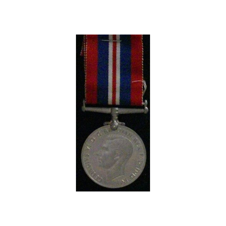 ROYAUME UNI : médaille commémorative 1939-1945