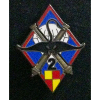 35° RAP : insigne de la 2° batterie du 35° régiment d'artillerie parachutiste, au Tchad opération Manta, de fabrication Fraisse