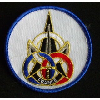 Insigne tissu du service central des sports aux Armées rond bordé bleu