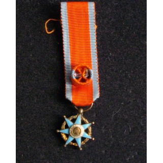 Médaille miniature d'officier de l'Ordre du Mérite Social en vermeil