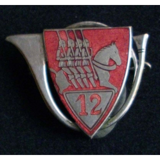 12° régiment de chasseurs ABPD en émail 12 rouge