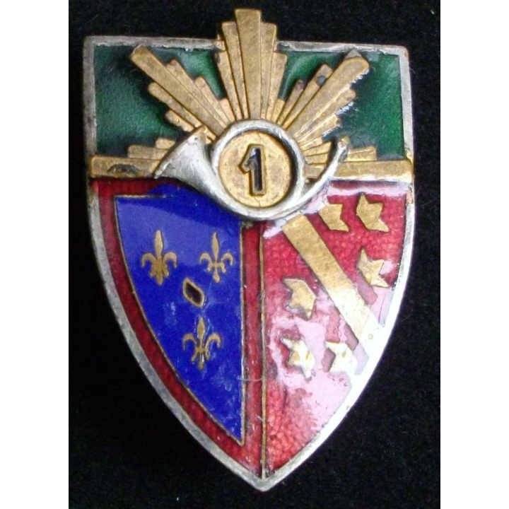 1° régiment de chasseurs Augis Lyon en émail avec le 1 dans le cor