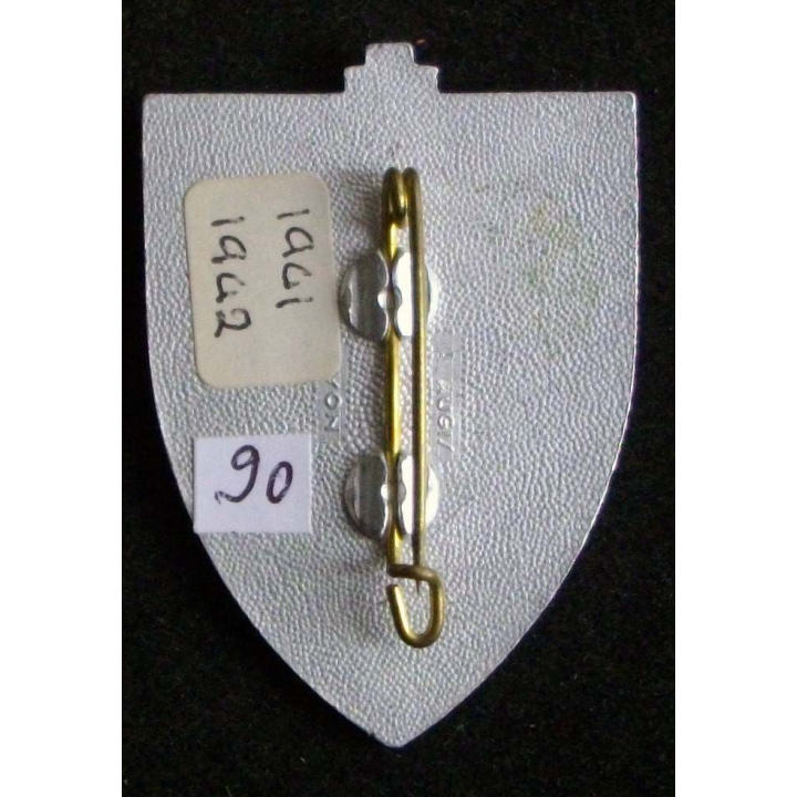 1° régiment de chasseurs Augis Lyon peint alu avec le 1 dans le cor