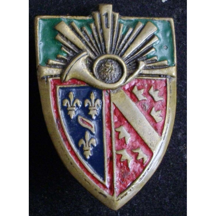 1° régiment de chasseurs artisanale avec le 1 au dessus du cor