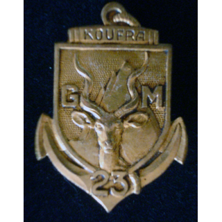 Insigne métallique du 23° groupement motorisé de Koufra Drago G. 1894