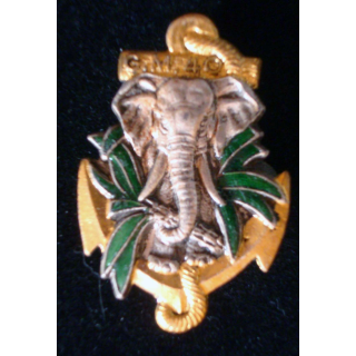 Insigne métallique du groupement motorisé n° 40 Drago Paris G.1907