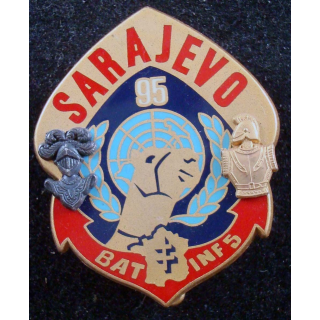 insigne RMT à Sarajevo en 1995 bat inf 5 Arthus Bertrand Paris