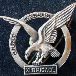 11° brigade mécanisée (lettres XI) de fabrication Drago Paris