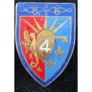 4° régiment de hussards de fabrication Drago Paris G. 441 en émail