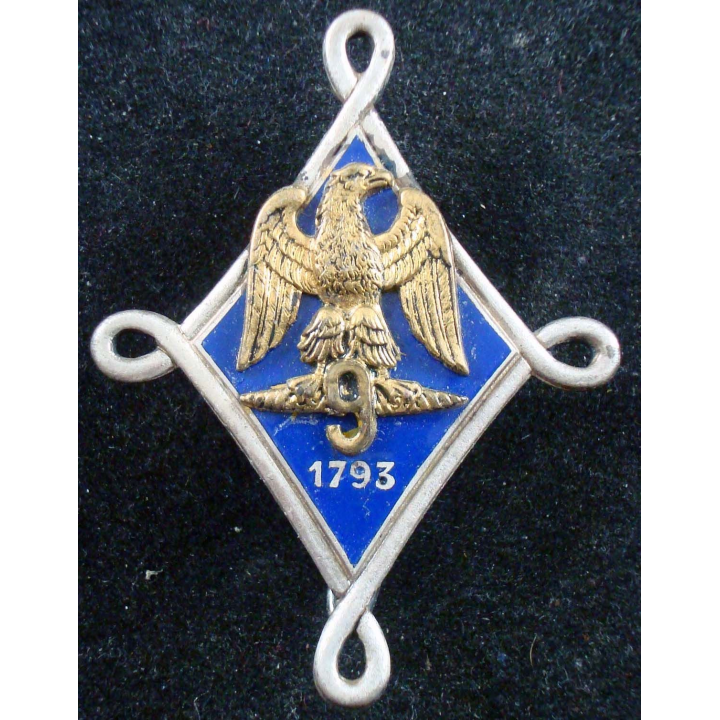 9° régiment de hussards de fabrication Drago Paris G. 1289 en émail