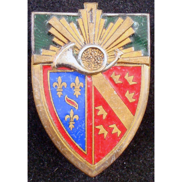 1° régiment de chasseurs, 1 au dessus du cor Drago Béranger en émail