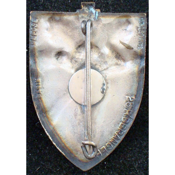 1° régiment de chasseurs, 1 au dessus du cor Drago Béranger en émail