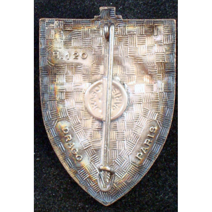 1° régiment de chasseurs de fabrication Drago Paris H. 120 en émail