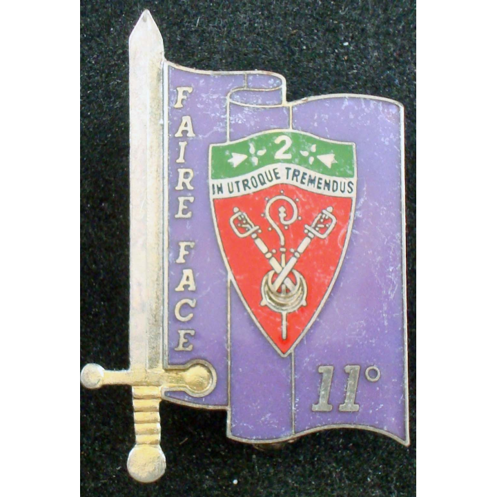 11° escadron du 2° régiment de chasseurs fabrication Insigna en émail