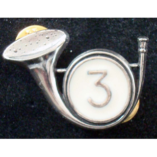 3° régiment de chasseurs cor fond blanc de fabrication Balme