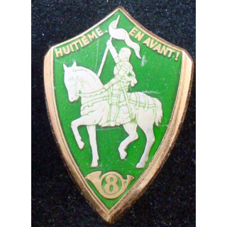 insigne du 8° régiment de chasseurs de fabrication Drago vert clair