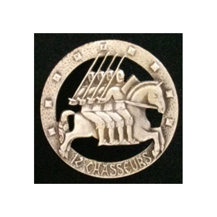 insigne métallique du 12° régiment de chasseurs Drago G. 1912