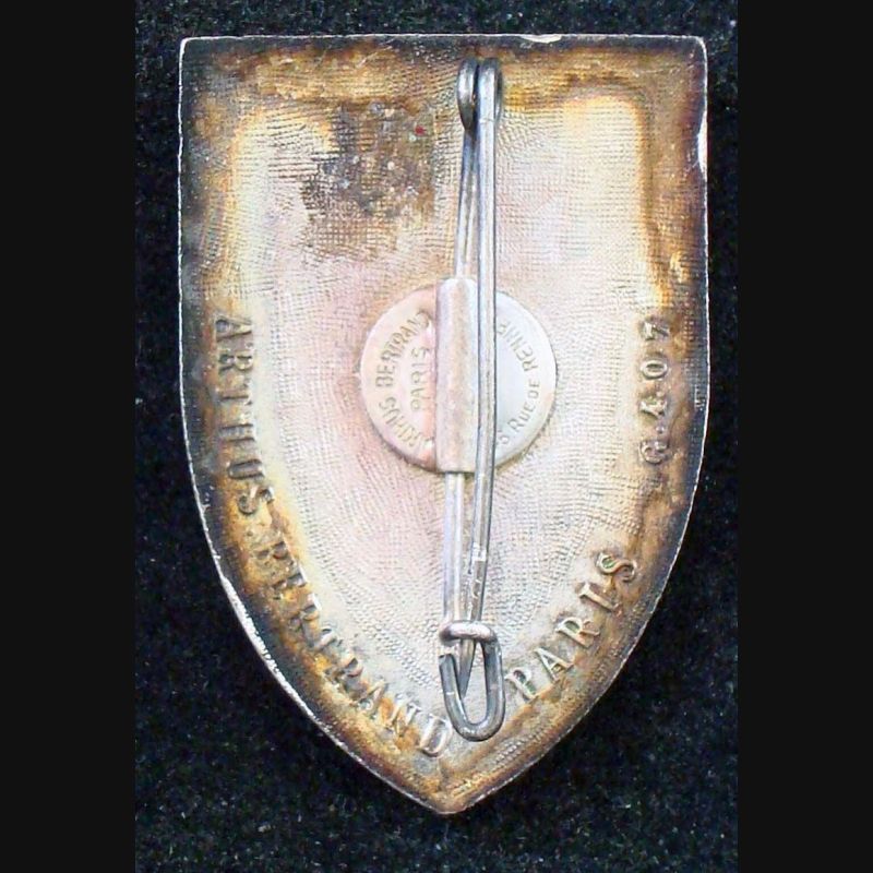 Insigne 1er Régiment De Zouave Arthus Bertrand Paris H129 - Ancien Badge Militaire