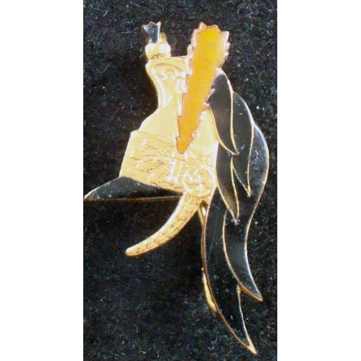 Insigne du 11° escadron du 6° régiment de dragons fabrication LR Paris