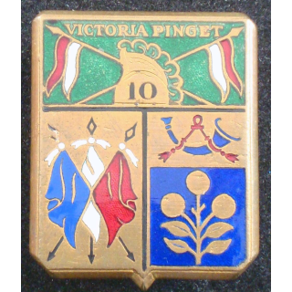 Insigne du 10° régiment de dragons Victoria Pinget Drago