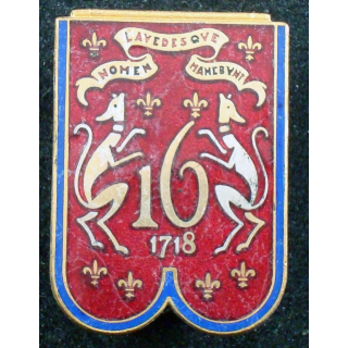 Insigne métallique du 16° régiment de dragons en émail