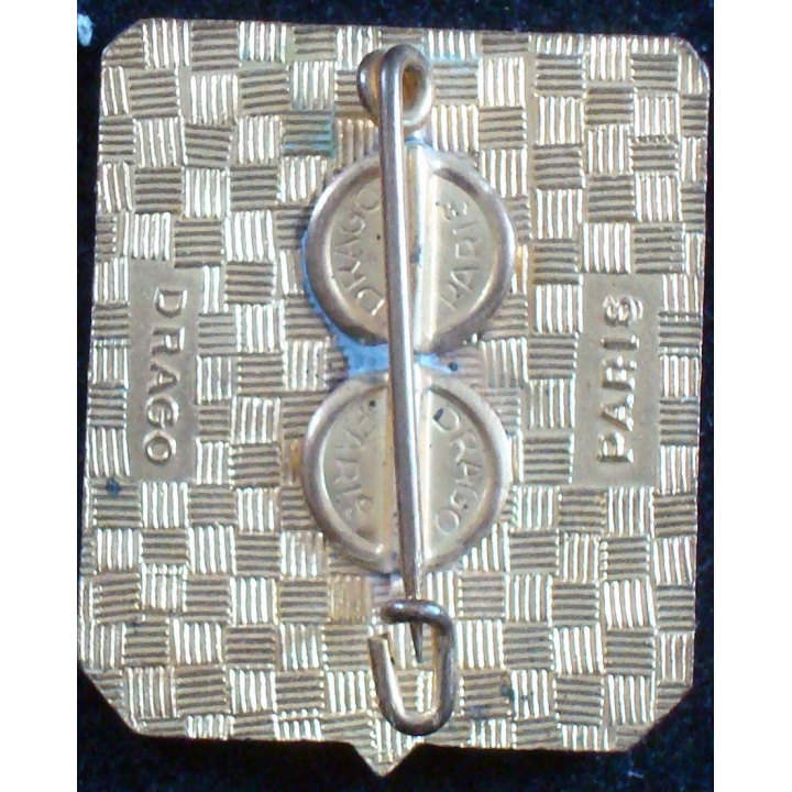 Insigne du 18° régiment de dragons de fabrication Drago Paris en émail
