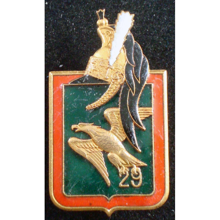 Insigne du 29° régiment de dragons LR Paris G. 1905 en émail monobloc