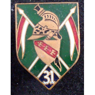 Insigne du 31° régiment de dragons Mardini en émail casque plat