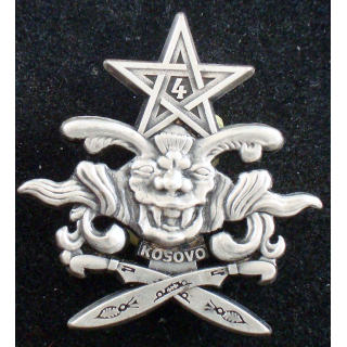 Insigne du 4° escadron du 1° régiment de spahis au Kosovo Arthus