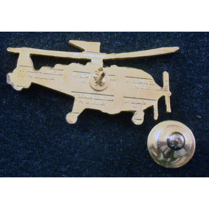 Pin's métallique d'hélicoptère de la gendarmerie